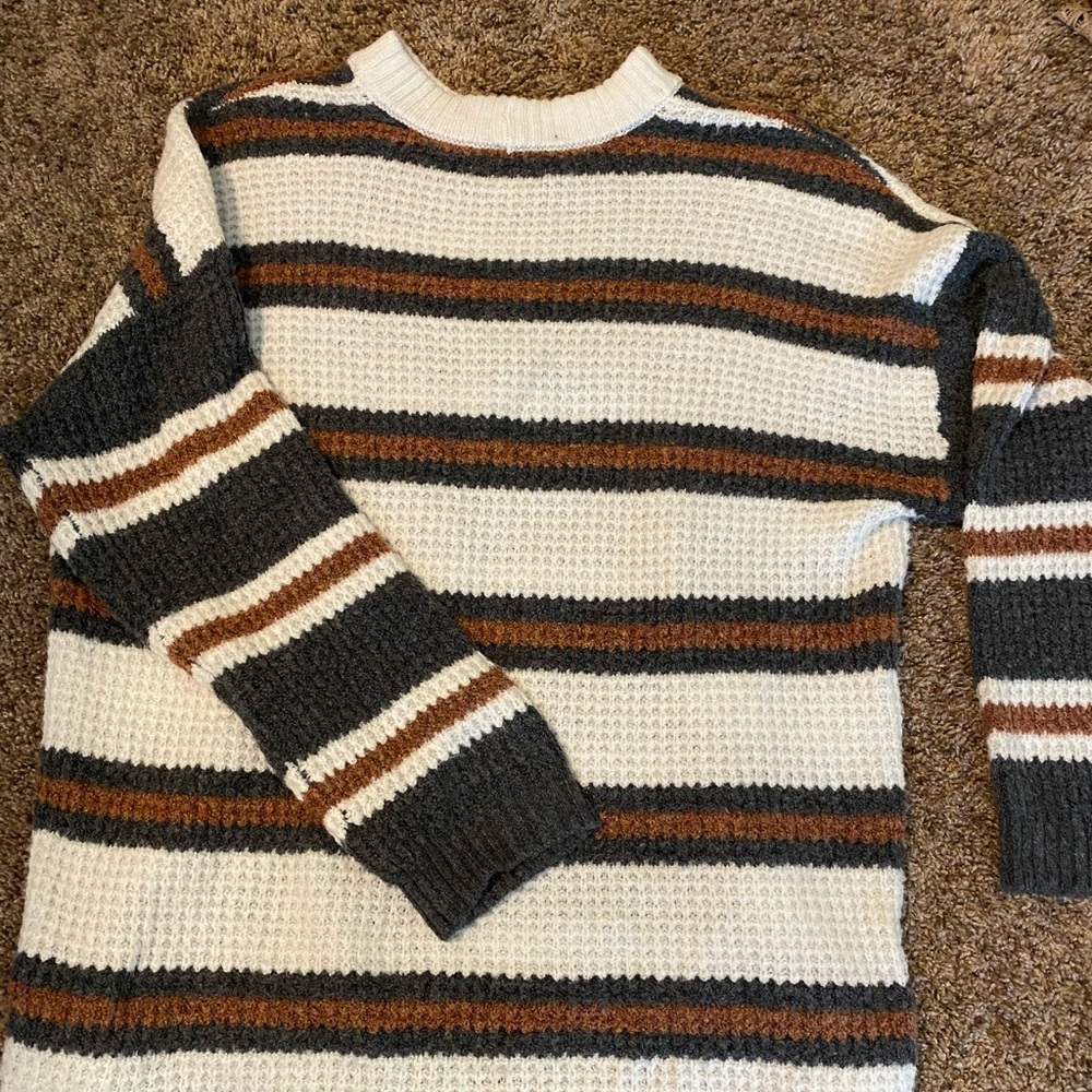 Small American eagle sweater
